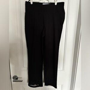 Beta’s Choice Elegant Black Lace Hem Capris